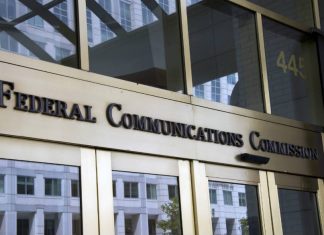 Google, Apple, AT&T and Comcast join FCC's Strike Force to tackle robocalls