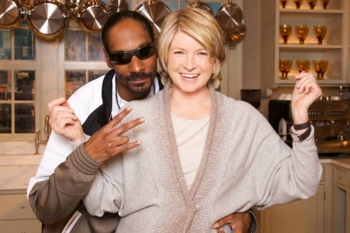 Martha Stewart and Snoop Dog's cooking show to debut on fall Martha Stewart and Snoop Dog's cooking show to debut on fall