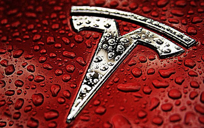 tesla-fixes-a-bug-in-its-security-software-remotely Tesla fixes a bug in its security software remotely