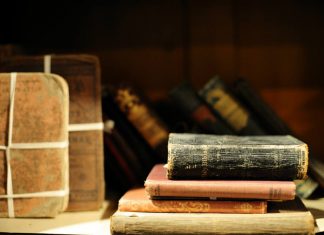 The MIT & Georgia tech experts read books without opening them