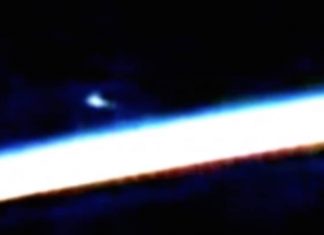 Watch latest UFO caught by the ISS streaming feed ISS captures UFO hovering Earth.