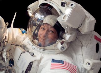 NASA’s Peggy Whitson arrives at ISS, becomes oldest female astronaut