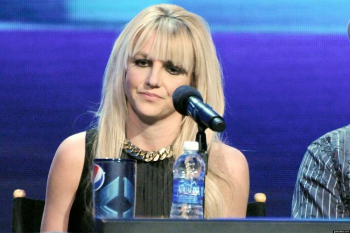 britney-spears-is-not-dead Britney Spears is not dead.