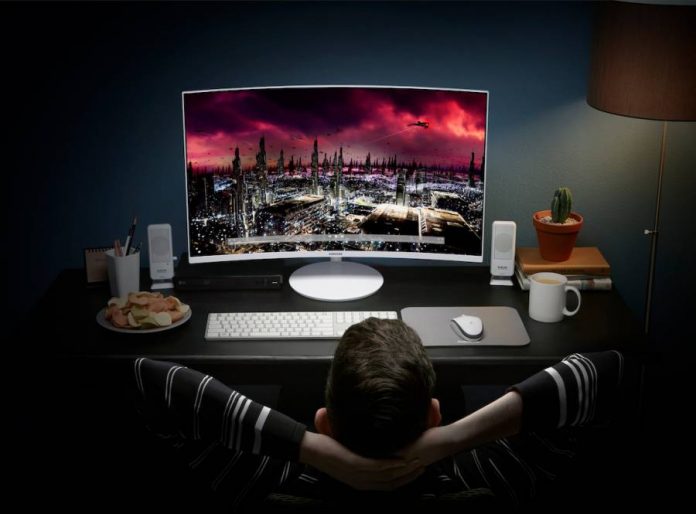 samsung-quantum-dot-curved-monitors Samsung Quantum Dot Curved Monitors.