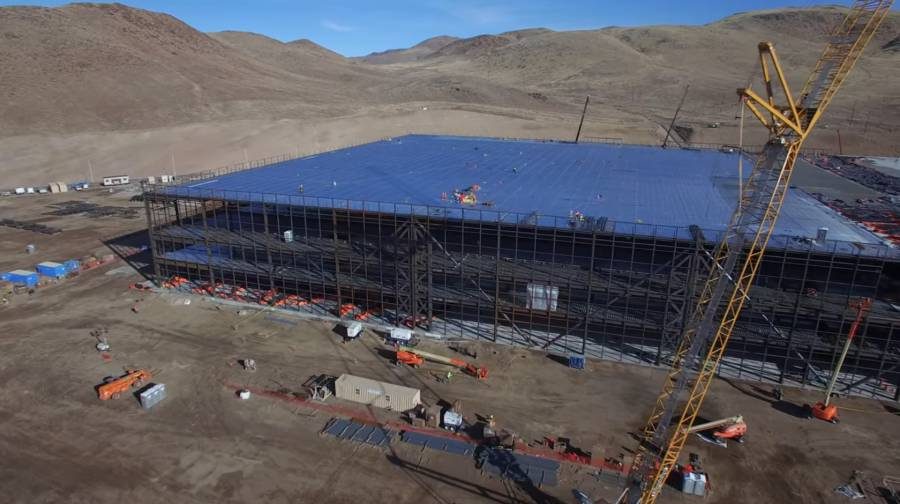 Tesla-Gigafactory,drone,4k