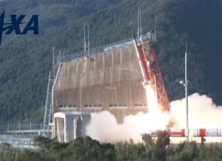 Jaxa-SS-520-40-taking-off