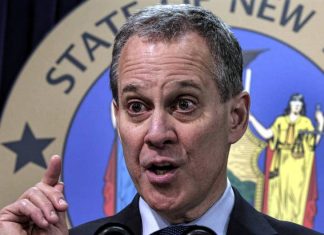 NY Attorney General sues Charter-Time Warner for false ads Eric Schneiderman, General Attorney