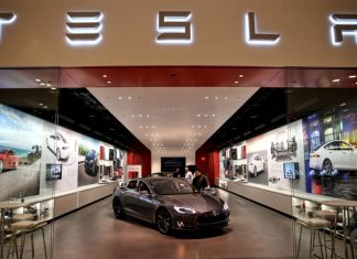 Tesla to test its taxi network in 2017, bad news for Uber Tesla products for 2017