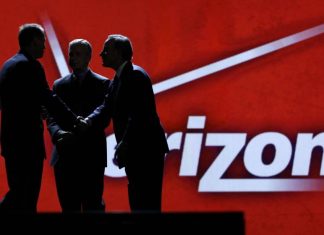 Verizon closes the Yahoo deal for $4.48 billion Verizon-Yahoo merger is officially complete.