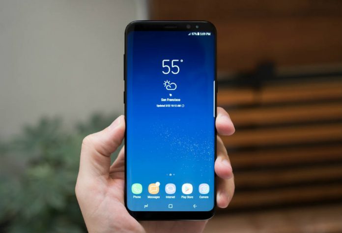 galaxy-s8-plus-specs-features Black Samsung Galaxy S8.