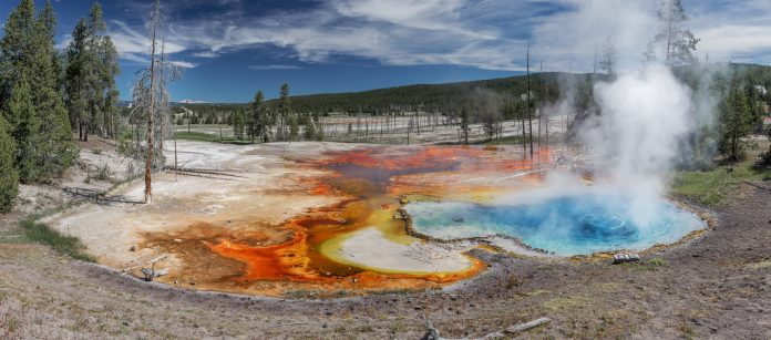 Yellowstone supervolcano