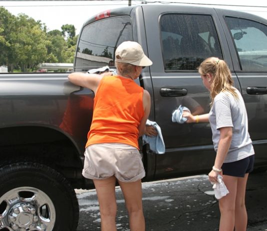 Truck Washing & Maintenance