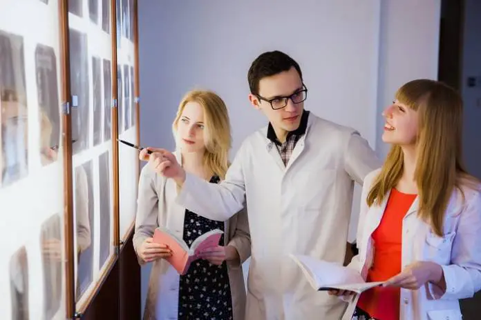 How to Save Money While Studying Your Nursing Degree How to Save Money While Studying Your Nursing Degree