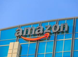 George Floyd: Amazon Bans Police Use of Its Facial Recognition Software for One Year George Floyd: Amazon Bans Police Use of Its Facial Recognition Software for One Year