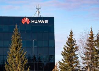 Huawei Is Running Out of Chips for Flagship Smartphones Due to US Economic Sanctions Huawei Is Running Out of Chips for Flagship Smartphones Due to US Economic Sanctions