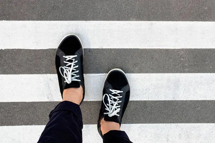 5 Ways to Drive Foot Traffic to Your Brick-and-Mortar 5 Ways to Drive Foot Traffic to Your Brick-and-Mortar