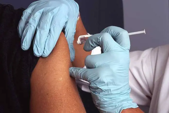China Vaccinates Over 100,000 People with Experimental COVID-19 Vaccine China Vaccinates Over 100,000 People with Experimental COVID-19 Vaccine