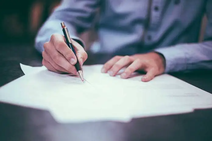The Pros and Cons of Workers Compensation The Pros and Cons of Workers Compensation