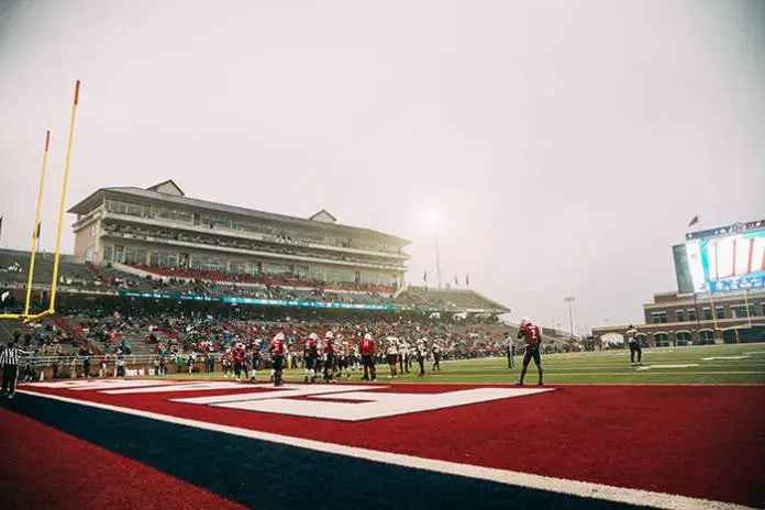 Former President of Liberty University, Jerry Falwell, Sues the Institution for His Resignation Former President of Liberty University, Jerry Falwell, Sues the Institution for His Resignation