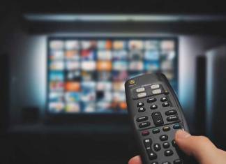 Streaming Services vs. Cable TV: Side by Side Comparison Streaming Services vs. Cable TV: Side by Side Comparison