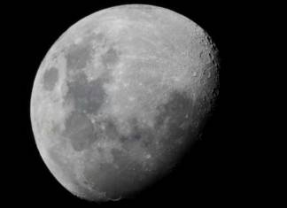 Japanese Billionaire Yusaku Maezawa Hunts for Volunteers to Travel Round the Moon Japanese Billionaire Yusaku Maezawa Hunts for Volunteers to Travel Round the Moon