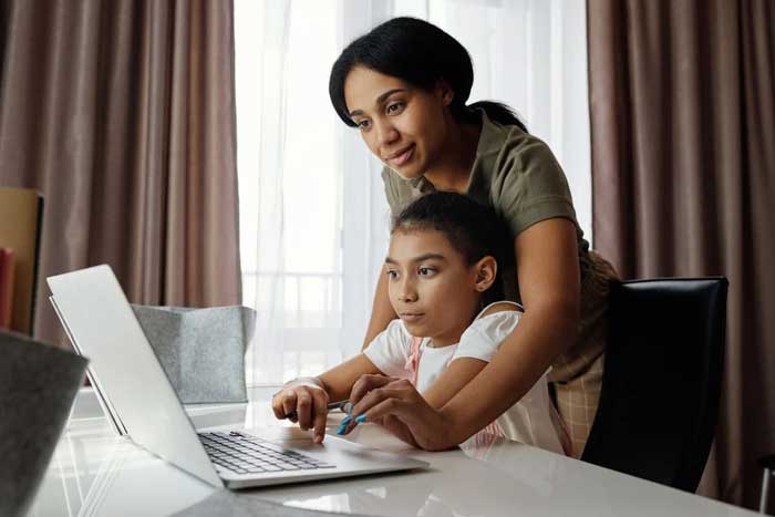 How to Help Your Kids Succeed at Distance Learning
