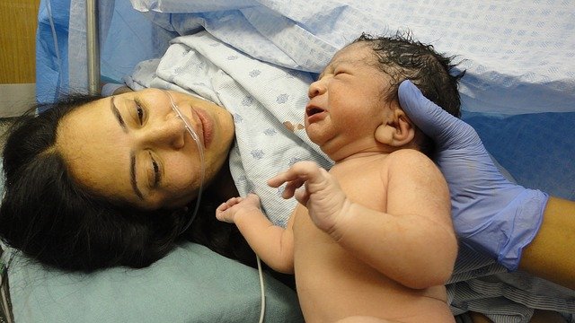 New York Hospital Suspends Baby Delivery Services As Nurses Resign Over Vaccine Mandate