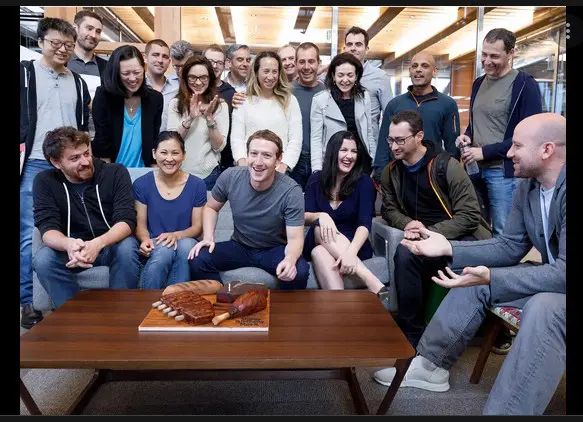 Facebook Employees to Do Their Own Laundry and Enjoy Late Meals Facebook Employees to Do Their Own Laundry and Enjoy Late Meals