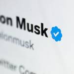 Twitter to Relaunch Blue Check Subscription Service for iPhone Users on Monday